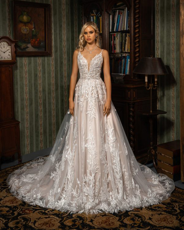 2022 KITTYCHEN COUTURE